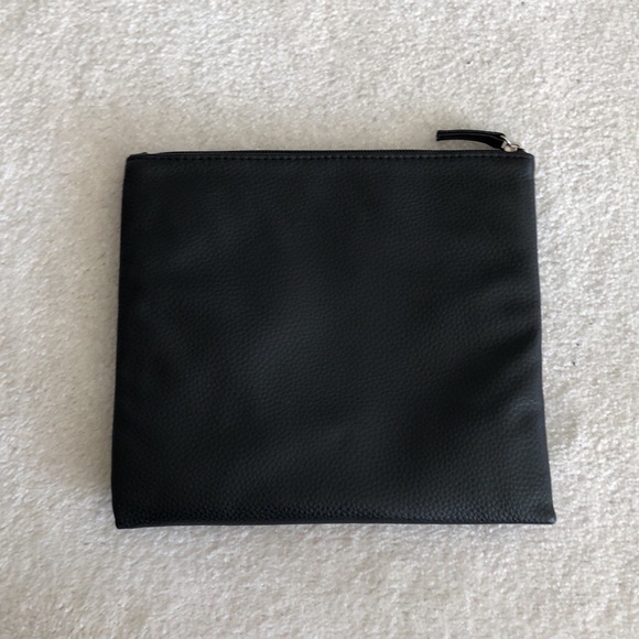 NWOT Nudestix makeup pouch - Picture 2 of 6